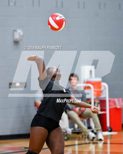 Thumbnail 3 in Alief Hastings vs. Fort Bend Travis photogallery.