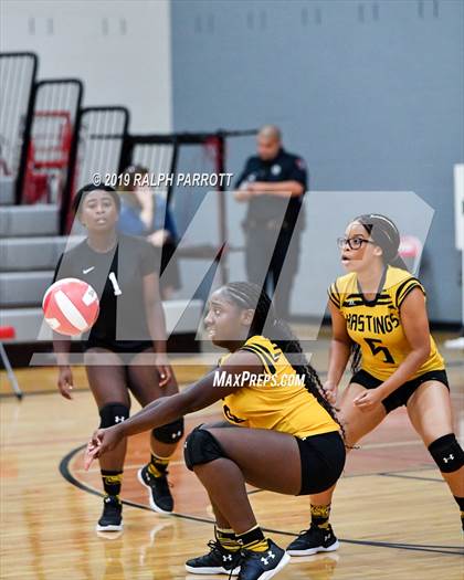 Thumbnail 2 in Alief Hastings vs. Fort Bend Travis photogallery.