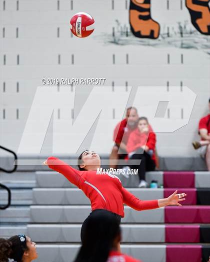 Thumbnail 2 in Alief Hastings vs. Fort Bend Travis photogallery.