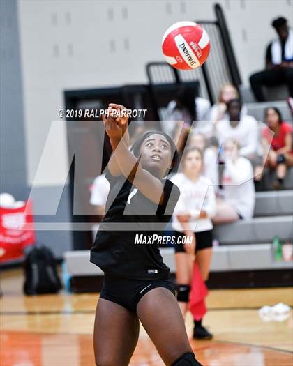 Thumbnail 1 in Alief Hastings vs. Fort Bend Travis photogallery.