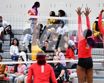 Thumbnail 1 in Alief Hastings vs. Fort Bend Travis photogallery.