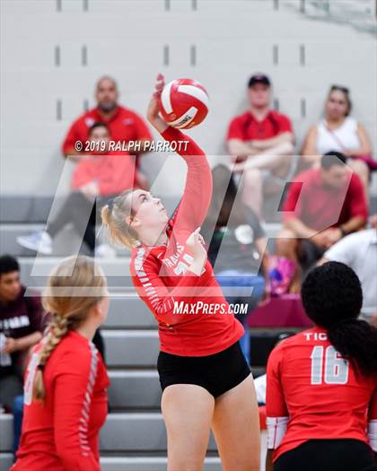 Thumbnail 3 in Alief Hastings vs. Fort Bend Travis photogallery.