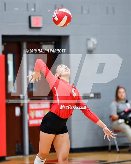Thumbnail 3 in Alief Hastings vs. Fort Bend Travis photogallery.