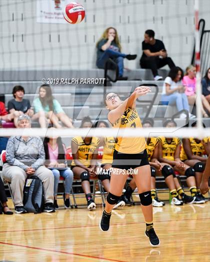 Thumbnail 2 in Alief Hastings vs. Fort Bend Travis photogallery.