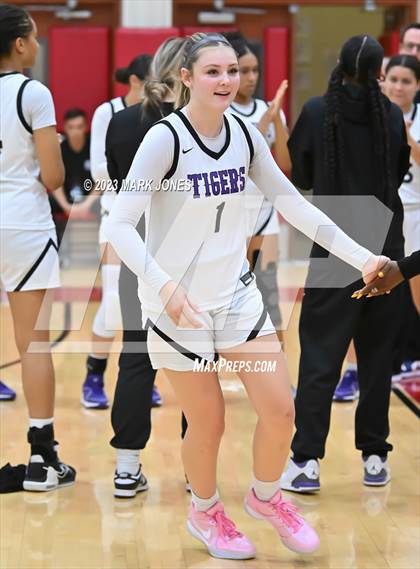 Thumbnail 3 in Perry vs. Millennium (Hoophall West Invitational) photogallery.