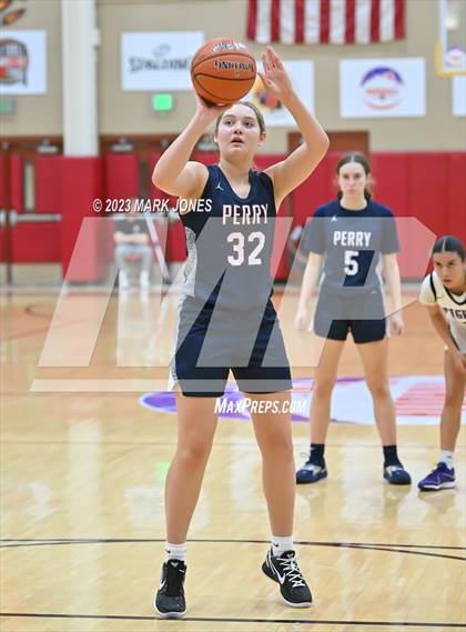 Thumbnail 3 in Perry vs. Millennium (Hoophall West Invitational) photogallery.