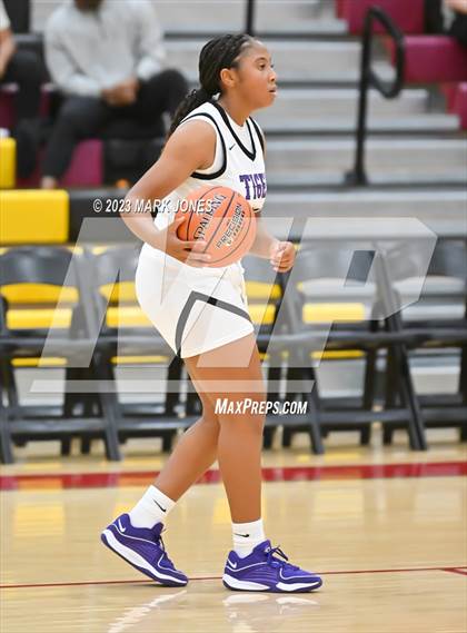 Thumbnail 1 in Perry vs. Millennium (Hoophall West Invitational) photogallery.