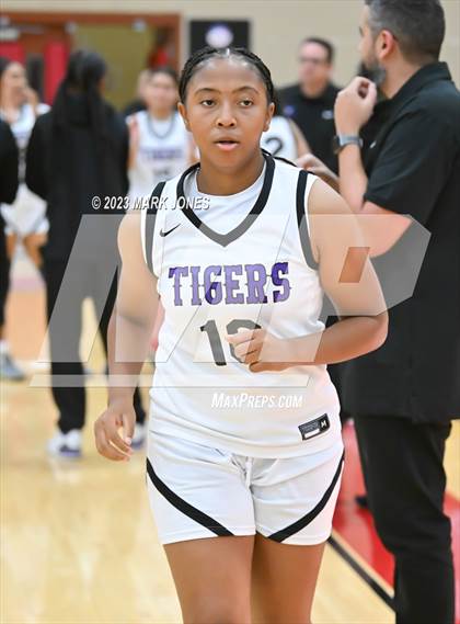 Thumbnail 2 in Perry vs. Millennium (Hoophall West Invitational) photogallery.