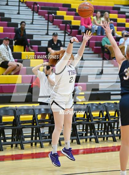Thumbnail 2 in Perry vs. Millennium (Hoophall West Invitational) photogallery.