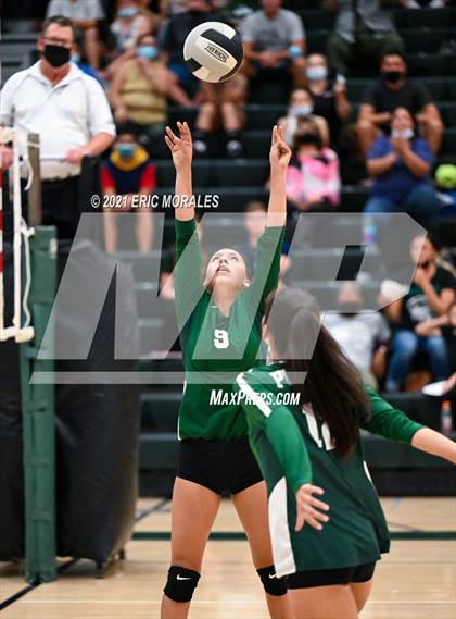 Thumbnail 3 in Reedley @ Hoover photogallery.