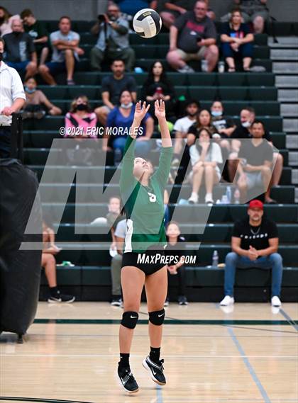 Thumbnail 3 in Reedley @ Hoover photogallery.