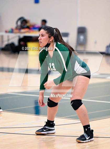 Thumbnail 3 in Reedley @ Hoover photogallery.