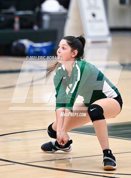 Thumbnail 3 in Reedley @ Hoover photogallery.
