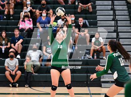 Thumbnail 2 in Reedley @ Hoover photogallery.