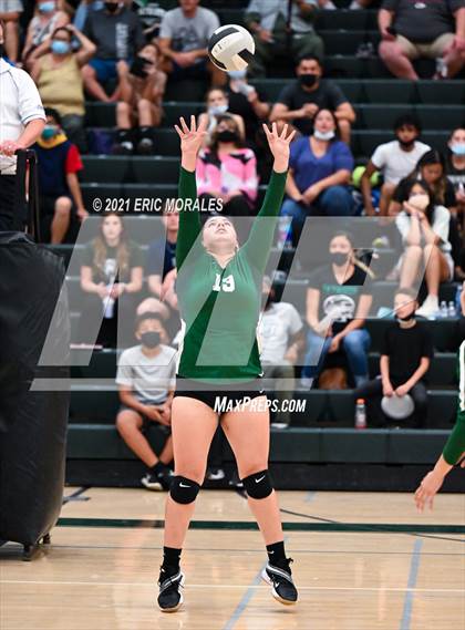 Thumbnail 1 in Reedley @ Hoover photogallery.