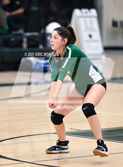 Thumbnail 1 in Reedley @ Hoover photogallery.