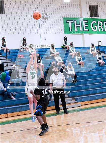 Thumbnail 3 in Parkwood @ Weddington photogallery.