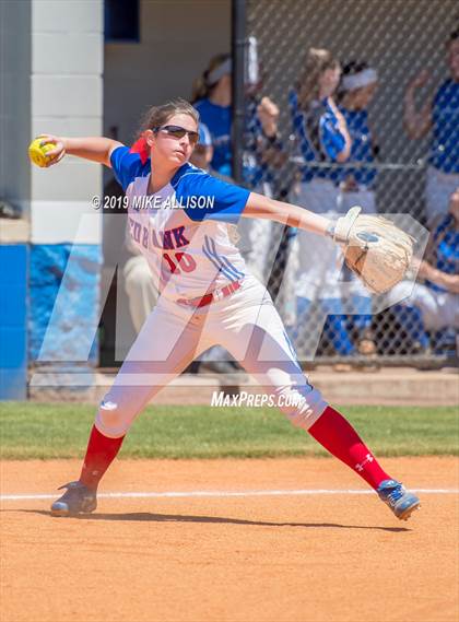 Thumbnail 3 in Red Bank vs Sale Creek photogallery.
