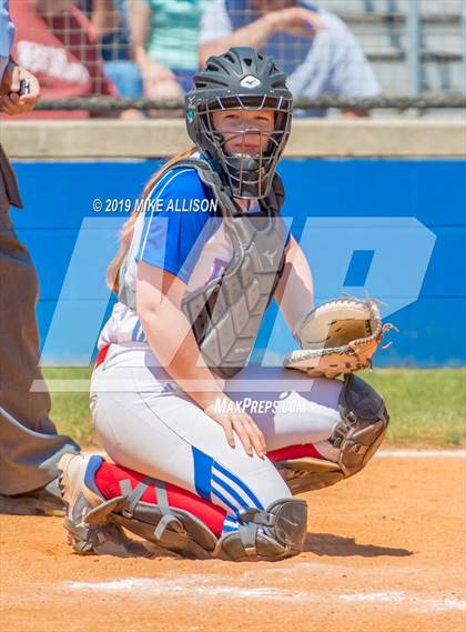 Thumbnail 3 in Red Bank vs Sale Creek photogallery.