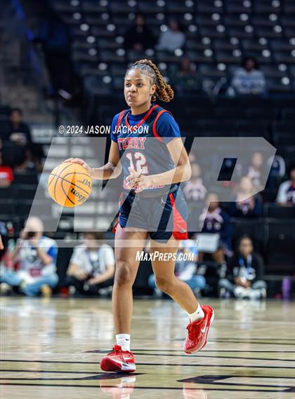 Thumbnail 2 in Terry Sanford @ West Rowan (NCHSAA 3A Final) photogallery.