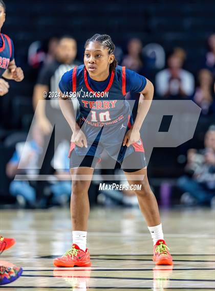 Thumbnail 2 in Terry Sanford @ West Rowan (NCHSAA 3A Final) photogallery.
