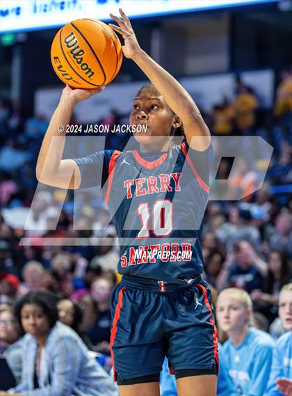 Thumbnail 2 in Terry Sanford @ West Rowan (NCHSAA 3A Final) photogallery.