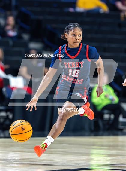 Thumbnail 1 in Terry Sanford @ West Rowan (NCHSAA 3A Final) photogallery.
