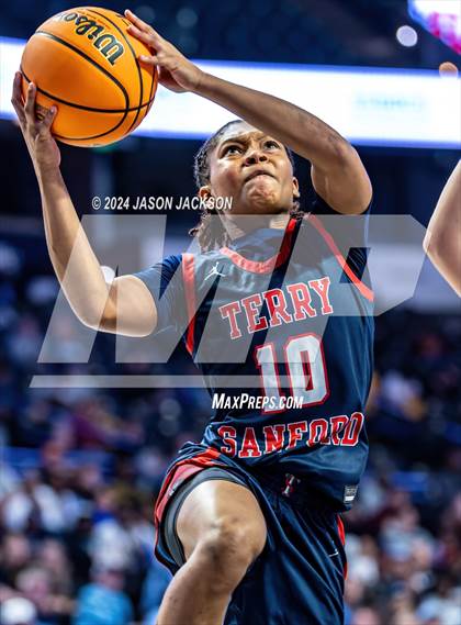 Thumbnail 3 in Terry Sanford @ West Rowan (NCHSAA 3A Final) photogallery.
