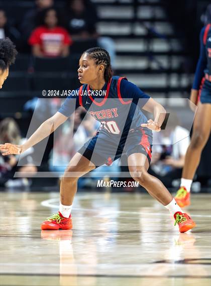 Thumbnail 1 in Terry Sanford @ West Rowan (NCHSAA 3A Final) photogallery.