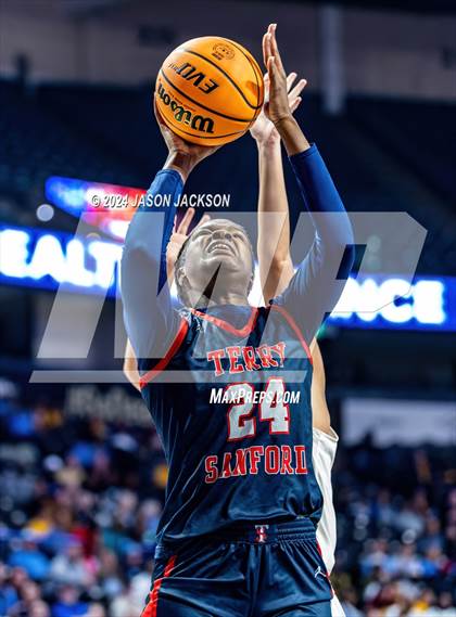 Thumbnail 1 in Terry Sanford @ West Rowan (NCHSAA 3A Final) photogallery.