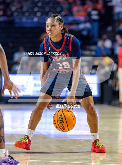 Thumbnail 3 in Terry Sanford @ West Rowan (NCHSAA 3A Final) photogallery.