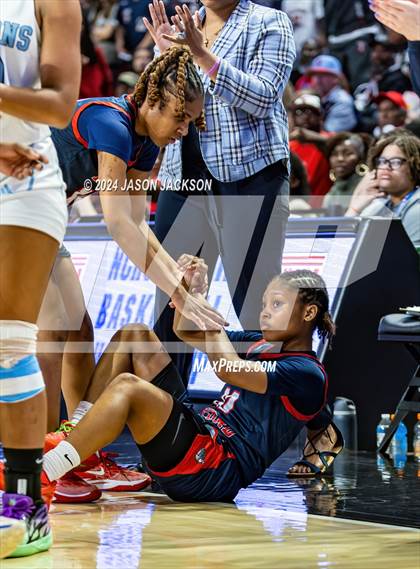 Thumbnail 3 in Terry Sanford @ West Rowan (NCHSAA 3A Final) photogallery.