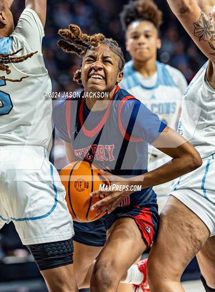 Thumbnail 2 in Terry Sanford @ West Rowan (NCHSAA 3A Final) photogallery.