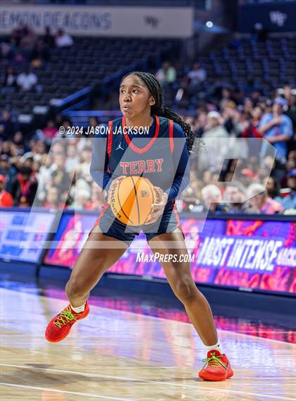 Thumbnail 2 in Terry Sanford @ West Rowan (NCHSAA 3A Final) photogallery.