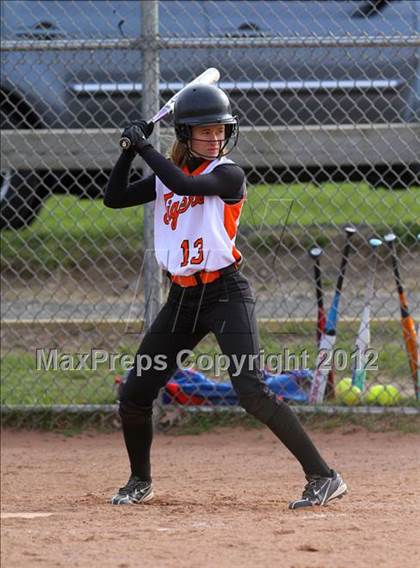 Thumbnail 1 in Harding @ Ridgefield photogallery.