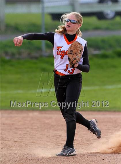 Thumbnail 2 in Harding @ Ridgefield photogallery.