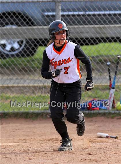 Thumbnail 2 in Harding @ Ridgefield photogallery.