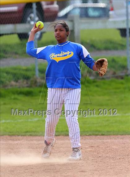 Thumbnail 1 in Harding @ Ridgefield photogallery.