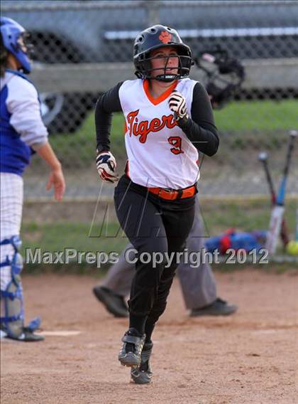 Thumbnail 2 in Harding @ Ridgefield photogallery.