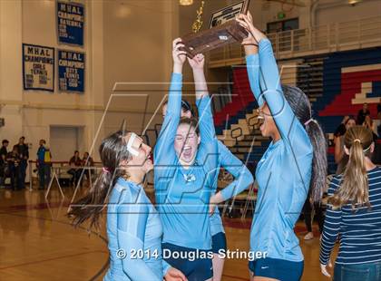 Thumbnail 2 in Sacred Heart Cathedral vs. Valley Christian (CIF-CCS Division 3 Championship) photogallery.