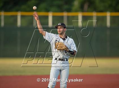 Thumbnail 2 in Langham Creek vs Cypress Ranch (UIL 6A Regional Quarterfinal) photogallery.
