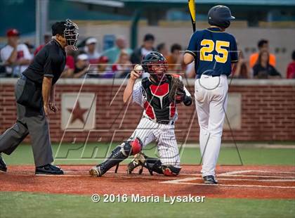 Thumbnail 3 in Langham Creek vs Cypress Ranch (UIL 6A Regional Quarterfinal) photogallery.