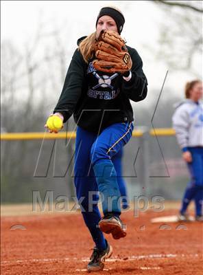 Thumbnail 3 in Brentwood vs Knoxville Central (BHS Tournament) photogallery.