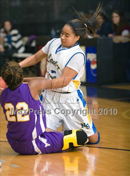 Thumbnail 1 in Covington vs Jackson Northside (Dyersburg Tournament) photogallery.