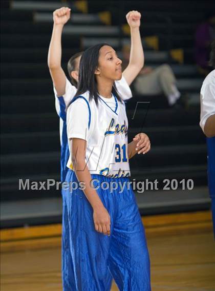 Thumbnail 1 in Covington vs Jackson Northside (Dyersburg Tournament) photogallery.