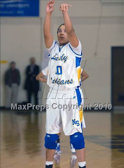 Thumbnail 2 in Covington vs Jackson Northside (Dyersburg Tournament) photogallery.