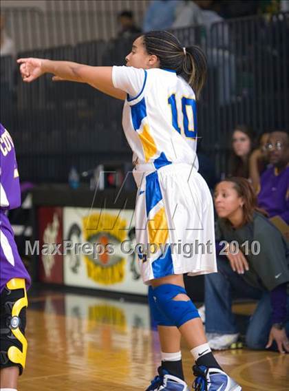 Thumbnail 2 in Covington vs Jackson Northside (Dyersburg Tournament) photogallery.