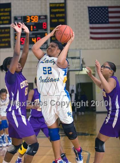 Thumbnail 2 in Covington vs Jackson Northside (Dyersburg Tournament) photogallery.
