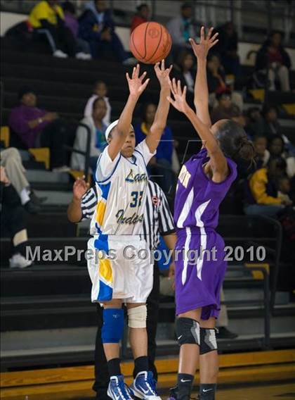 Thumbnail 1 in Covington vs Jackson Northside (Dyersburg Tournament) photogallery.