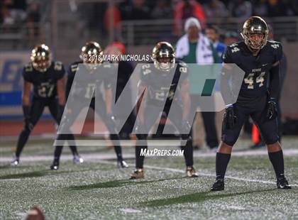 Thumbnail 1 in Garfield vs. Narbonne (CIF LACS Open Division Final) photogallery.